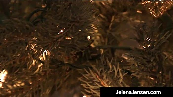 Jelena Jensen - pool scene