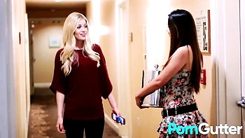 Porn Gutter - lesbians scene
