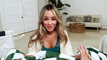 Hot asian chick Linda Lan takes shower and gets fucked