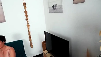 Francesca, 24, impresses with her versatility! - Jacquie et Michel TV