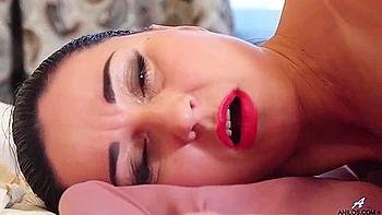 Leylas Big Tits Smut - Leyla Lynn