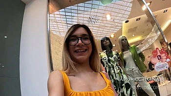 Megan Wetting Jeans In The Shopping Mall