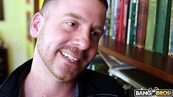 Mia Khalifa is Back and Hotter Than Ever