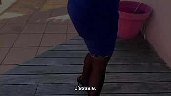 Lena finds an arrangement in her own way... - Jacquie et Michel TV