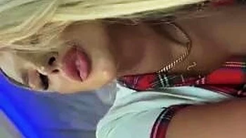 Big boob brunette masturbates on webcam