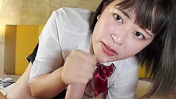 Gorgeous Slags Cum On Hands Clip