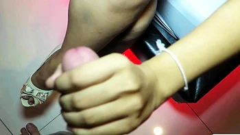 Amateur Thai teen Win wants a farangs seeds