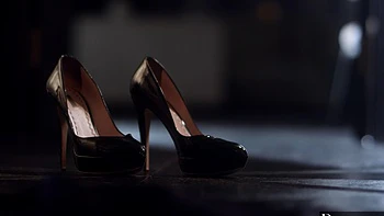 Blonde beauty Riley Steele rides cock with her fake tits