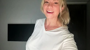 We love her hottie milf: Big Tits, Blonde  Fap Porn