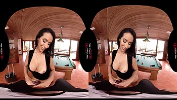 Latina Pool: Blowjob, Doggy  Cowgirl VR Porn