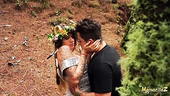 Mamacitaz - outdoor trailer