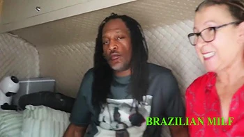 O Negao Do Cacete Imenso Meteu No Cu Da Vovo Safada No Motor Home (video Completo No Red/sheer)