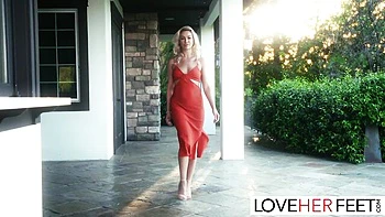 Insatiable Cherry Kiss and Blake Blossom's feet sex scene