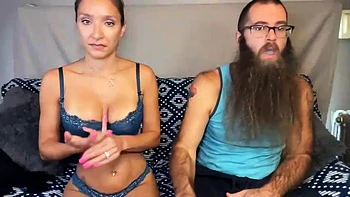 Beautythebeard chaturbate: Blowjob, Amateur  Handjob Porn