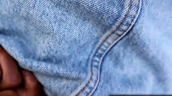 couple de coquins espagnole baise dans la rue