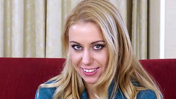 Gorgeous Mature Blonde Solo Masturbation