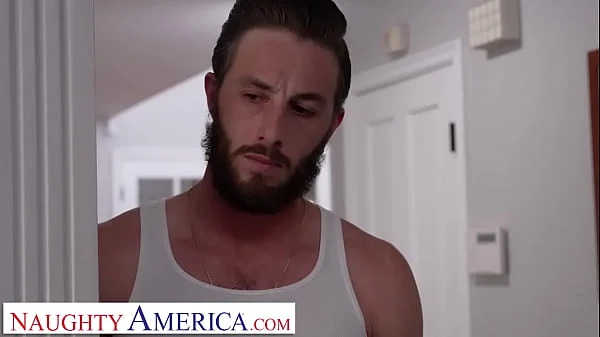 Cock is better than massage gun for MILF Reagan Foxx