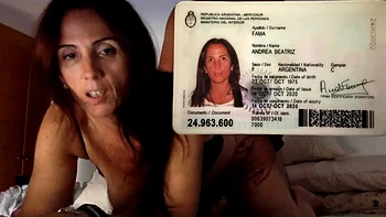 Milf argentina muy puta