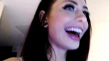 Leann amateur beautiful brunette with big boobs