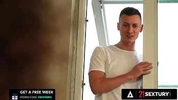 21 SEXTURY - Flexible Latina Geisha Kyd Seduced Mid-Workout Fuck Fest ft. Charlie Dean: Porn