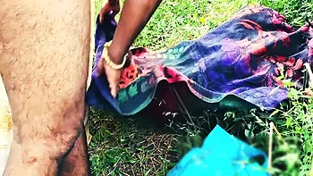 Desi Village Desi Bhabhi Jangal Me Pyar Ke Sath - Village Bhabhi