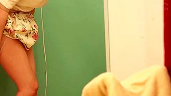 Umd-881-censored-20 A Young Wife Who Doesnt Know Anything Is Called Treatment And Shes Going To Have A Vaginal Cum Shot! !