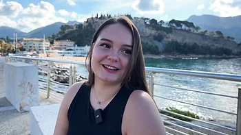 Improvised sodomy in the middle of a hike! - Jacquie et Michel TV