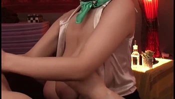 : Film 2, 4 (tit Centric Cut)