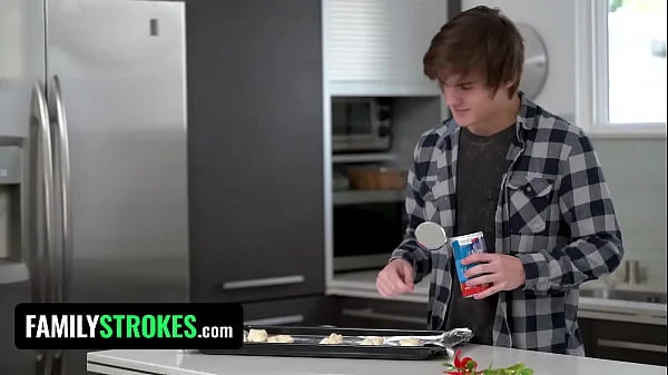 FamilyStrokes - Hot Teen Let Her Stepsisters Sugardaddy Fuck Her Too To Reap All The Benefits