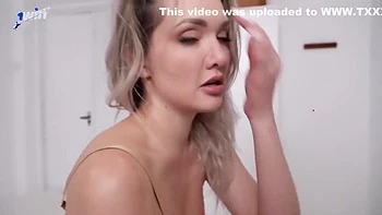 Hottest Xxx Clip Blonde New Show - Ann Goddess