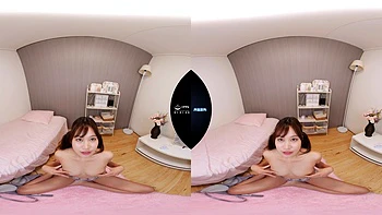 Japanese Women Beg For Cumming in the Mouth