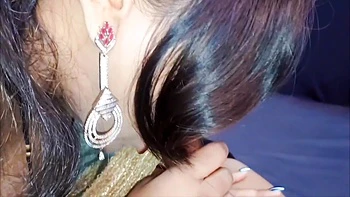 Indian Housewife Drains Water By Sucking Cock In Exchange For Rent