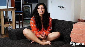 Well-proportioned hustler - vibrator sex - Yanks