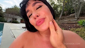 Pukefest With Thick And Busty Danja Angel