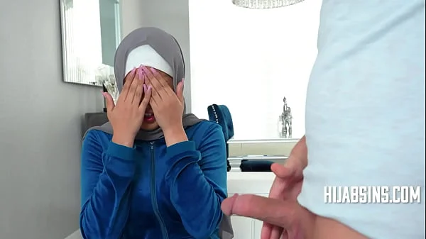 Big Ass Teen In Hijab Learns New Ways