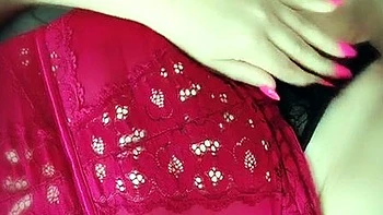 Blonde emo amateur solo masturbation