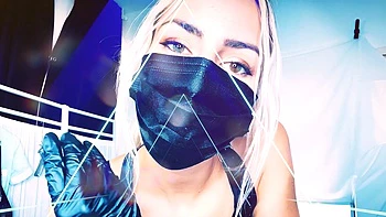 Big ass amateur blonde fucking POV in public