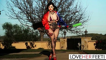 Cosplay sex with cover-girl Jewelz Blu from Love Her Feet