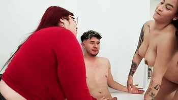 Hot Threesome Blowjob: Latina Amateur Couples Therapy Goes Wild