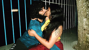 Mallu Couple Outdoor Sex at River in Night - Desi Village Romantic Fucking