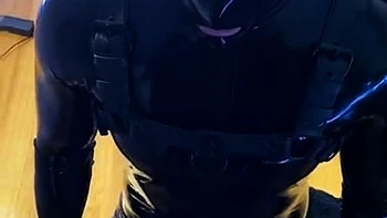 Strapon femdom fetish