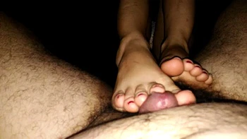 Polly Hot Footjob: Xnxx, Fetish  Feet Porn