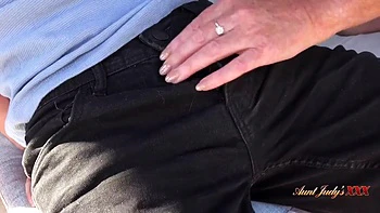 Busty Mature Cougar Melanie Seduces The Barman At The Pool