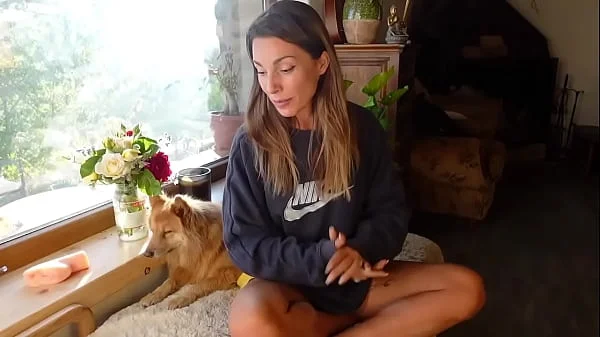 PUSSY LICKING TUTORIAL - with Roxy Fox