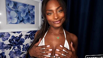 Rhae Woods has a tight wet pussy