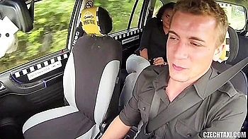 Hard Fuck Humping In The Taxi - Niki Sweet