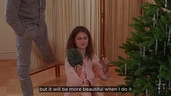 Christmas Threesome with Princess Lili & Ellie Wild - Huge Cock Sloppy Blowjob & Creampie Under The Tree 4K