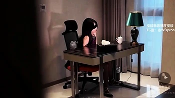 Cute amateur asian gives a wet blowjob