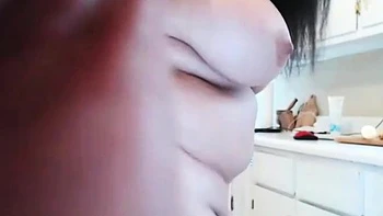 Big-Bodied Chef With Natural Curves Heats Things Up in the K