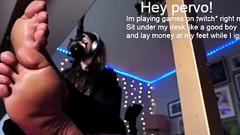 Slutty girl foot fetish with masturbation